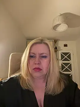 JanieLight53 online show from 06-17-26, 10:30
