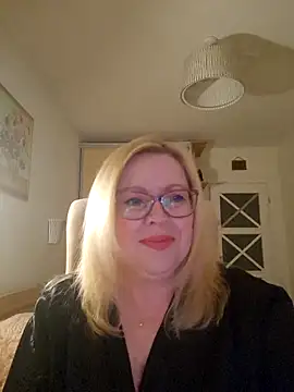 JanieLight53 online show from 04-01-26, 07:44