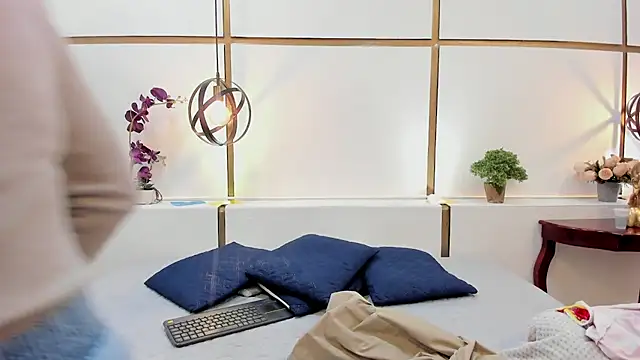 BrendaCantorel online show from 04-08-26, 11:55