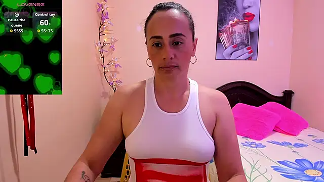 Snapshot of sara_florez12 chatting on 07-21-26, 11:22 sara florez12 online show from 07-21-26, 11:22
