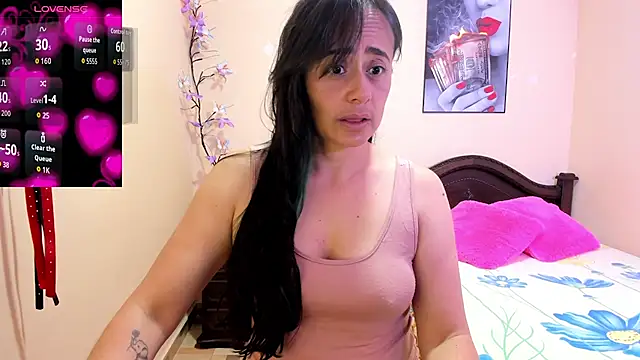 Snapshot of sara_florez12 chatting on 07-22-26, 11:01 sara florez12 online show from 07-22-26, 11:01