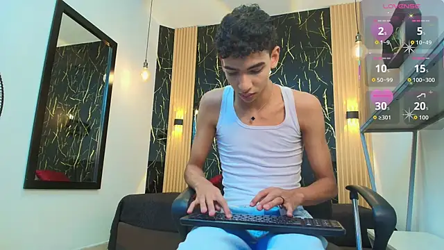ValeriHot 1 online show from 05-24-26, 02:44