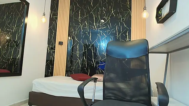 ValeriHot 1 online show from 03-19-26, 03:17