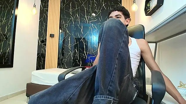 ValeriHot 1 online show from 04-09-26, 03:08