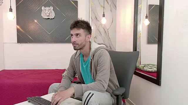 KingOfTemptation online show from 06-01-26, 04:02