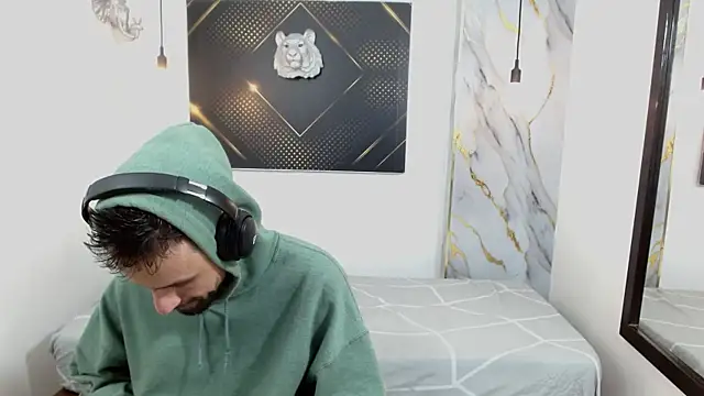 KingOfTemptation online show from 04-07-26, 03:41