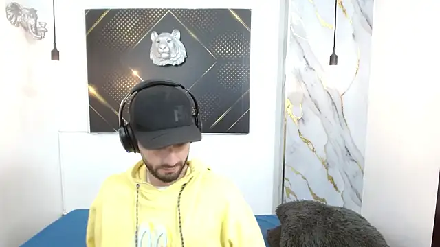 KingOfTemptation online show from 04-05-26, 03:24