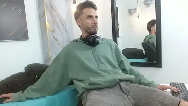 KingOfTemptation online show from 04-14-26, 03:44