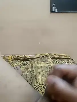 Snapshot of riyasharm1 chatting on 04-04-26, 07:09 riyasharm1 online show from 04-04-26, 07:09