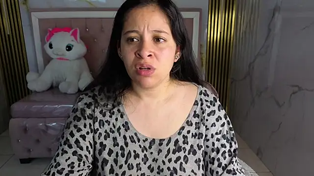 sara tellez s online show from 05-28-26, 03:14