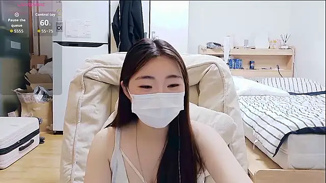 Berry Chuu online show from 05-04-26, 06:11