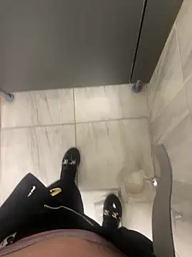 yanbenmle online show from 03-09-26, 07:56