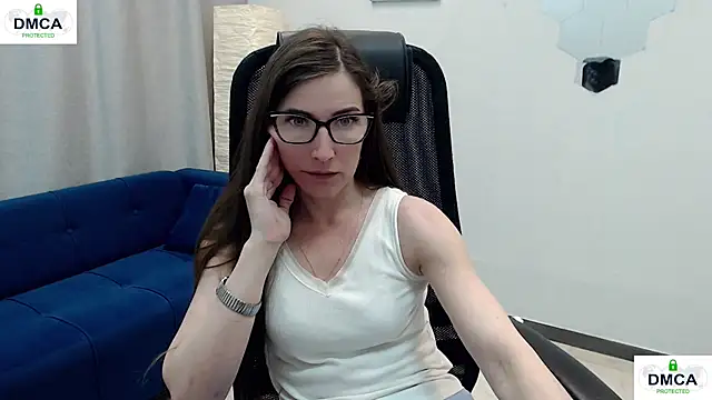 Snapshot of eva_lady chatting on 05-17-26, 08:58 eva lady online show from 05-17-26, 08:58