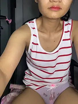 -Lilyn- online show from 04-05-26, 06:14