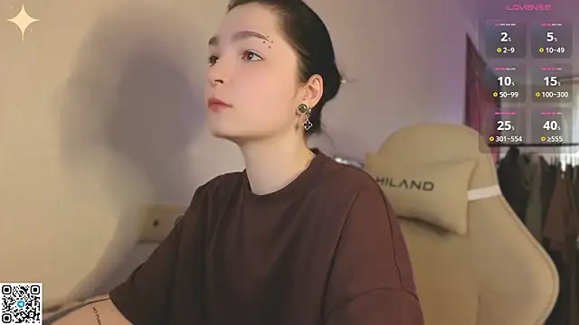 Luna Moon13 online show from 05-07-26, 02:05