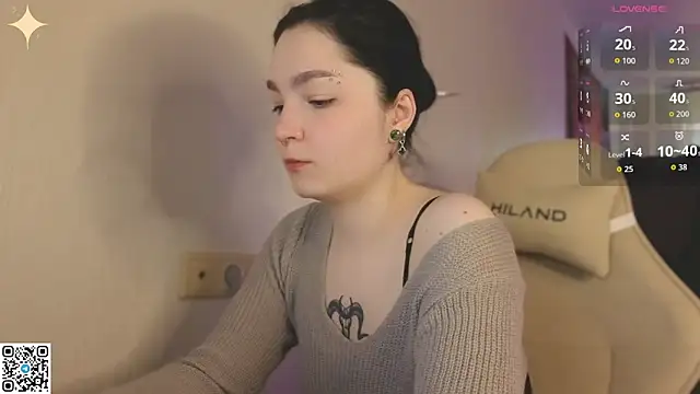 Luna Moon13 online show from 05-03-26, 02:05