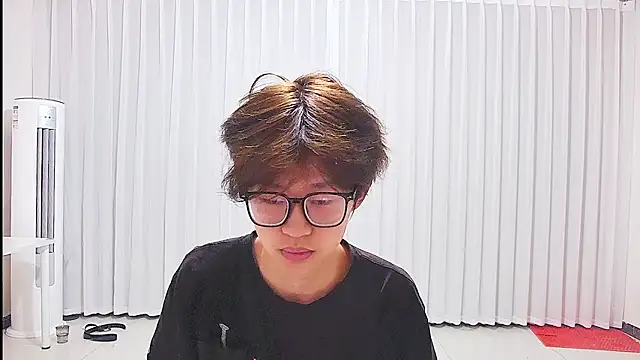 Chili-001 online show from 06-27-26, 02:56
