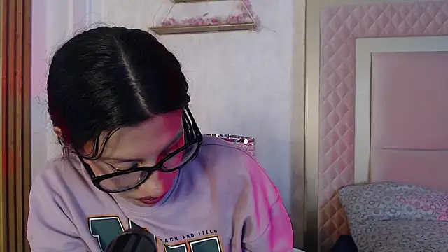 Madii  online show from 04-06-26, 12:28