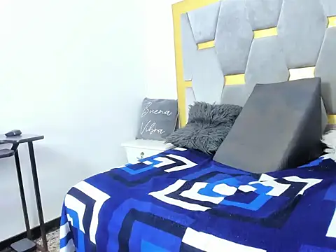 KiaraJohnsonn online show from 03-19-26, 12:49