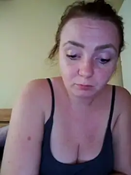 Bella-Monroe online show from 04-07-26, 01:35