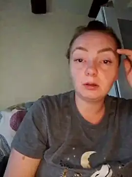 Bella-Monroe online show from 04-10-26, 04:14