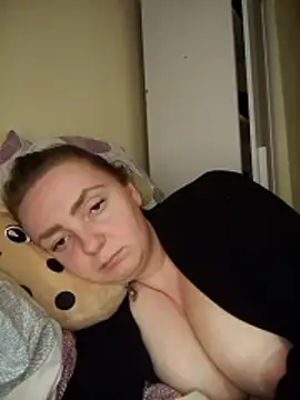 Bella-Monroe online show from 04-19-26, 06:10