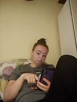 Bella-Monroe online show from 04-12-26, 04:32