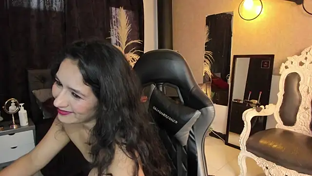 Snapshot of Vicky_Angeel chatting on 07-12-26, 04:41 Vicky Angeel online show from 07-12-26, 04:41
