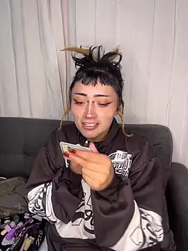 baby akuma online show from 03-19-26, 03:39