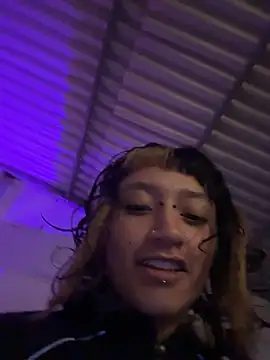 baby akuma online show from 06-12-26, 02:42