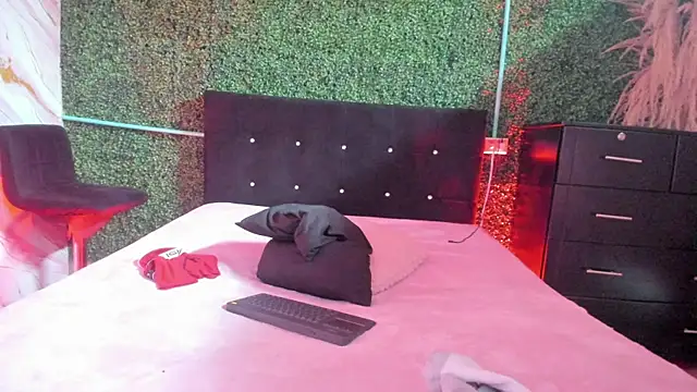 Adrian fire online show from 04-07-26, 06:21