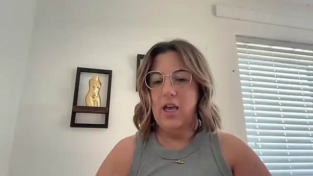 annabellewarick online show from 04-06-26, 10:27