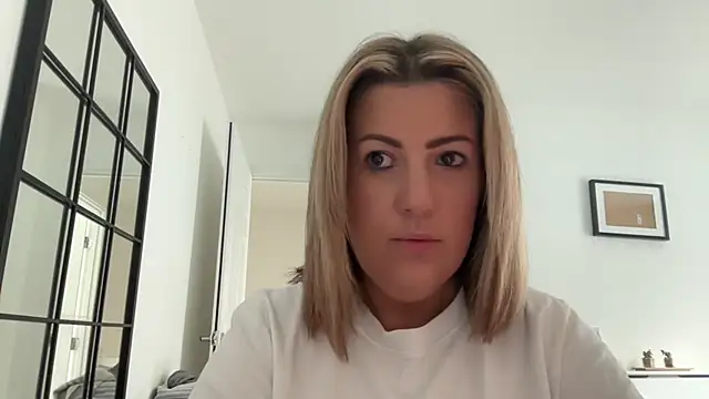 annabellewarick online show from 07-05-26, 07:04