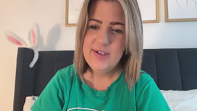 annabellewarick online show from 06-18-26, 06:12