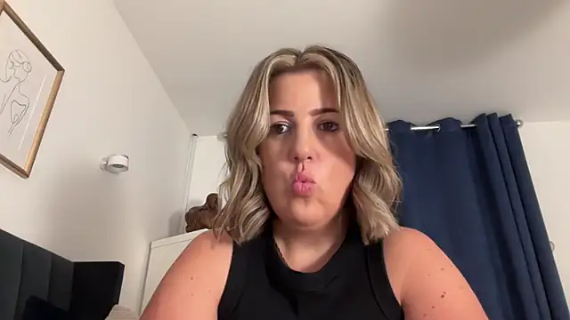 annabellewarick online show from 05-25-26, 08:51
