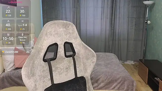 Kristy Bell1 online show from 04-10-26, 07:37