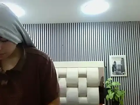 Alex Wolft online show from 05-03-26, 12:31
