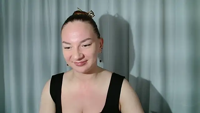 Belle Fiesta online show from 04-15-26, 12:16