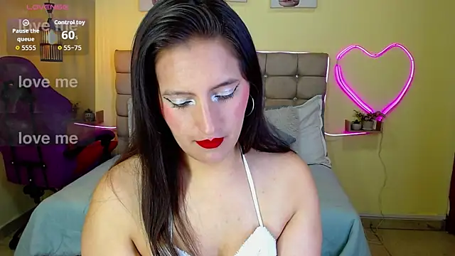 Snapshot of Sharon_makelove chatting on 06-28-26, 06:47 Sharon makelove online show from 06-28-26, 06:47