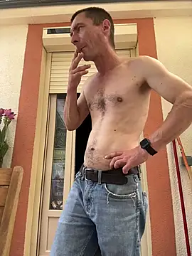 Snapshot of johnsex1989 chatting on 06-19-26, 12:11 johnsex1989 online show from 06-19-26, 12:11