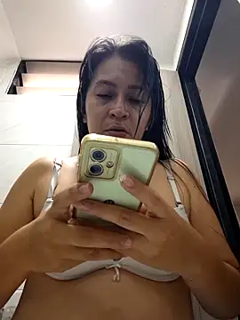 Dr Edna naughty online show from 05-05-26, 01:25