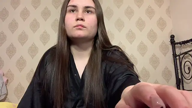 LucyMur online show from 04-18-26, 12:57