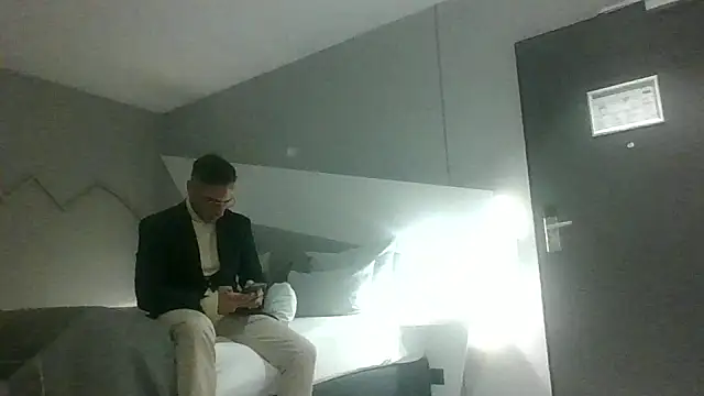 padrino0o0 online show from 04-09-26, 08:26