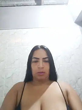 Carolinna online show from 06-24-26, 02:37