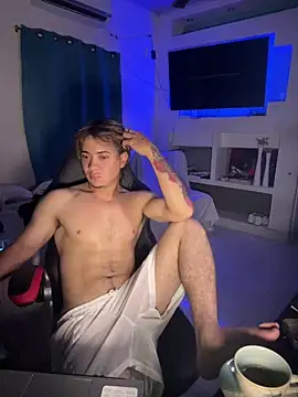 AngelLatinBoy online show from 04-04-26, 07:48