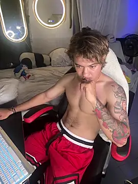 AngelLatinBoy online show from 06-02-26, 04:34