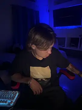 AngelLatinBoy online show from 04-03-26, 04:30