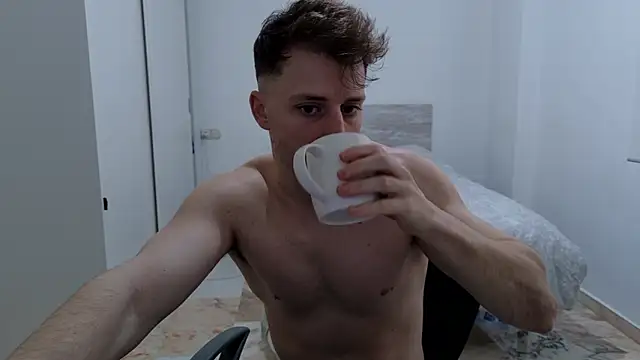 zeusoctavian1 online show from 03-12-26, 05:06