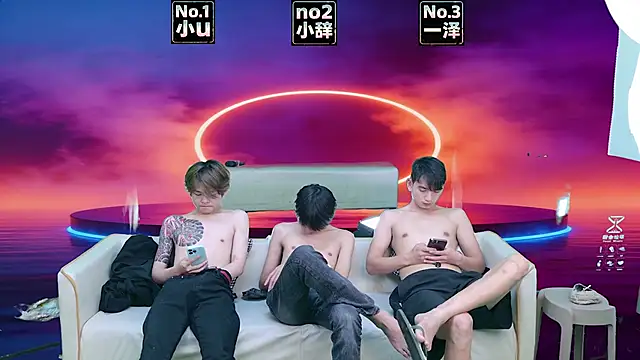 XHR001 online show from 03-26-26, 01:42