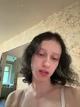 AmanitaXXX69 online show from 06-19-26, 12:55